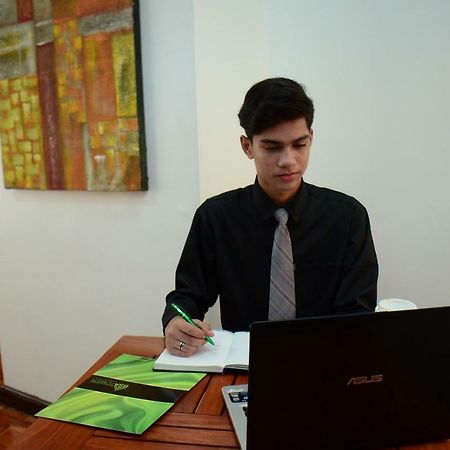 Bsa Tower Serviced Residences Makati City Екстериор снимка