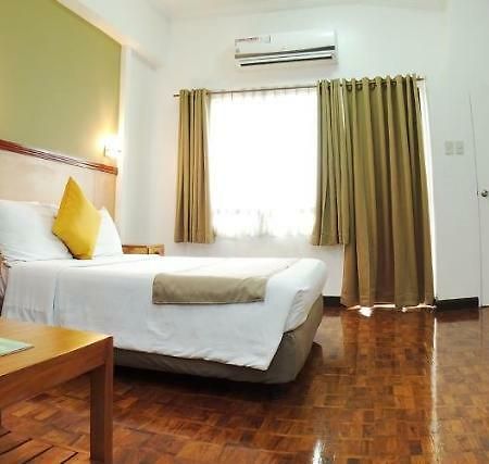 Bsa Tower Serviced Residences Makati City Екстериор снимка
