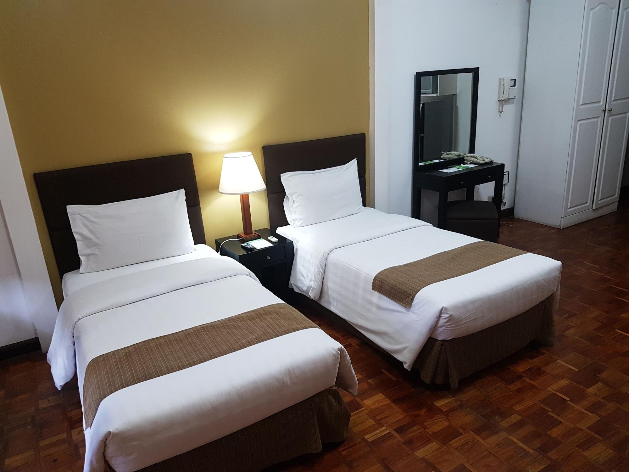 Bsa Tower Serviced Residences Makati City Екстериор снимка