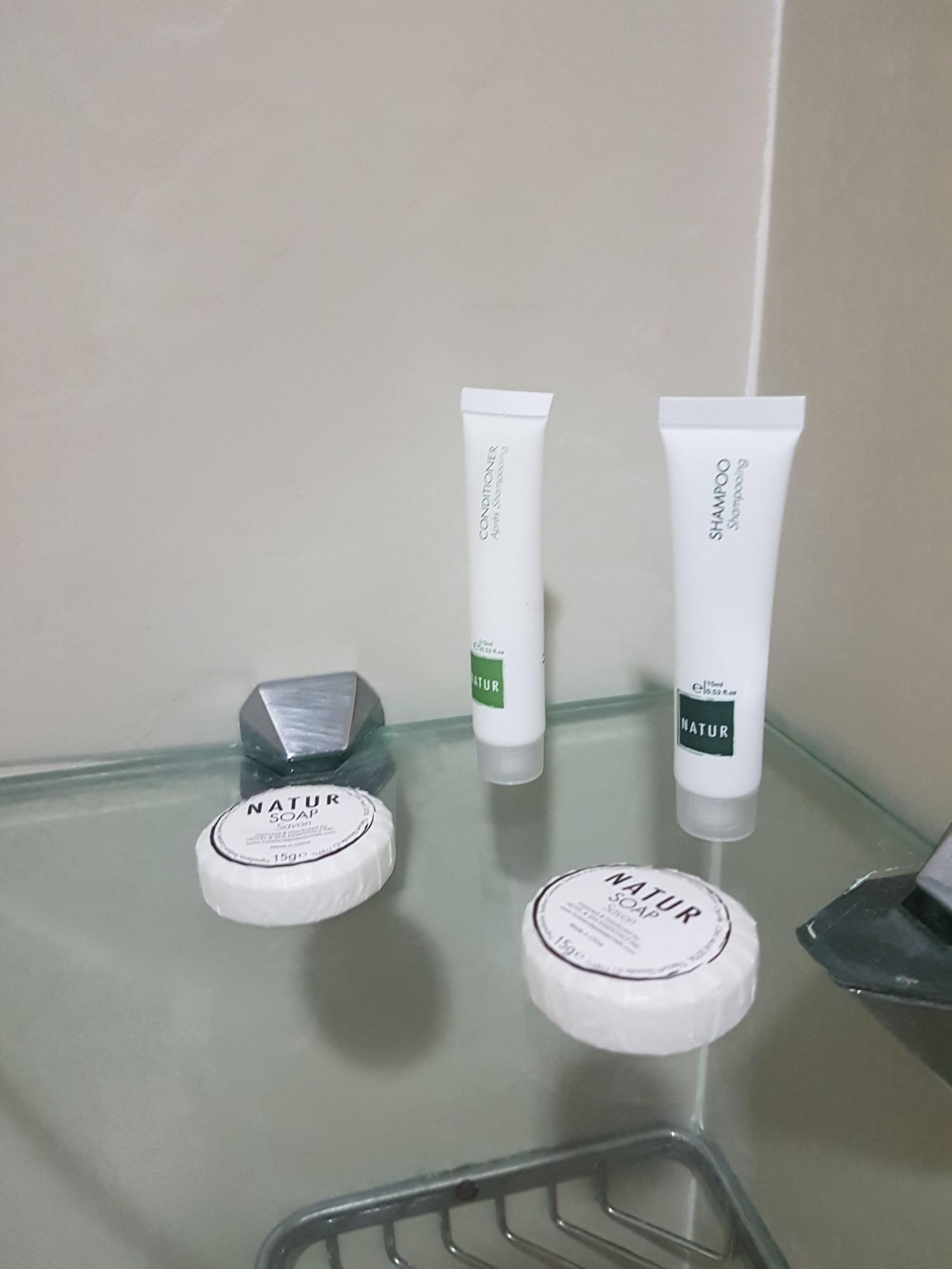 Bsa Tower Serviced Residences Makati City Екстериор снимка