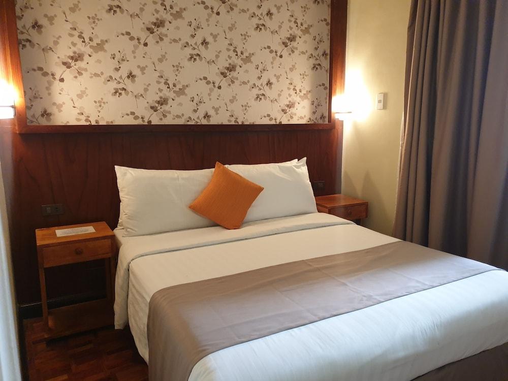 Bsa Tower Serviced Residences Makati City Екстериор снимка