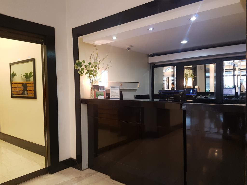 Bsa Tower Serviced Residences Makati City Екстериор снимка