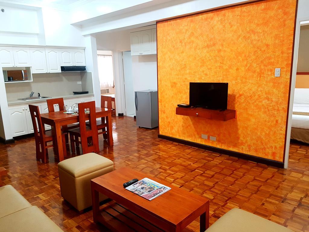 Bsa Tower Serviced Residences Makati City Екстериор снимка