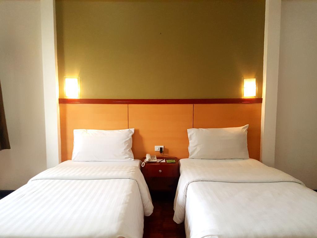 Bsa Tower Serviced Residences Makati City Екстериор снимка