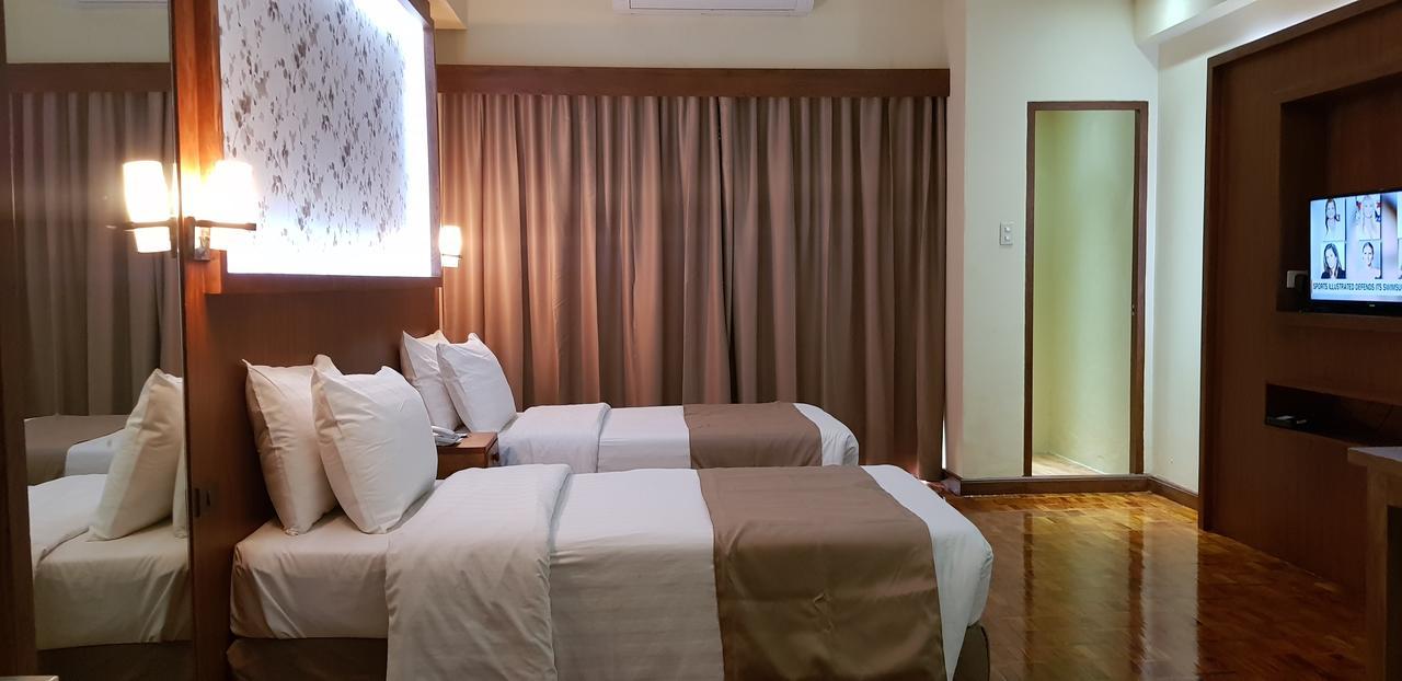 Bsa Tower Serviced Residences Makati City Екстериор снимка