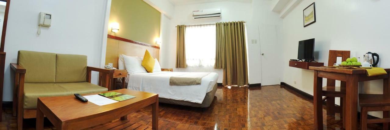 Bsa Tower Serviced Residences Makati City Екстериор снимка