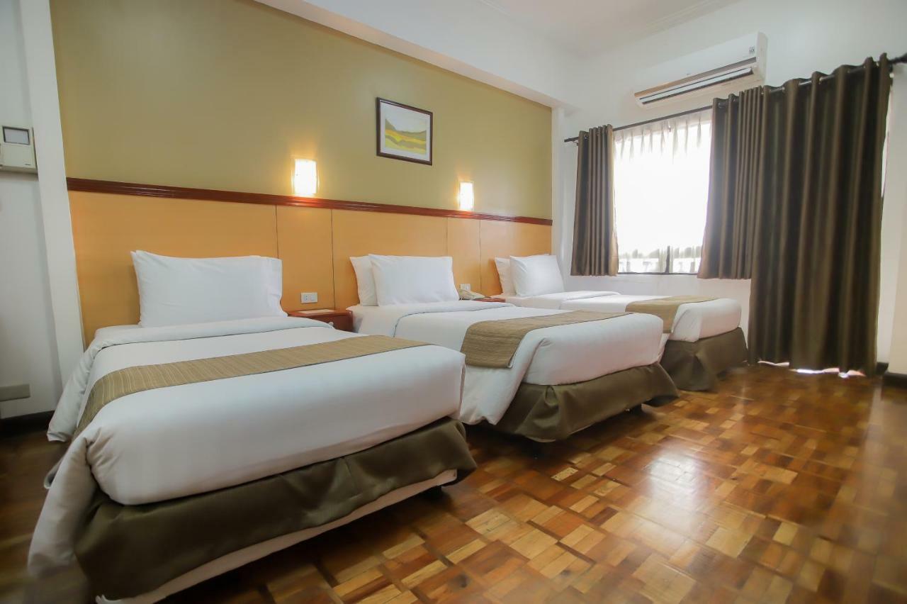 Bsa Tower Serviced Residences Makati City Екстериор снимка
